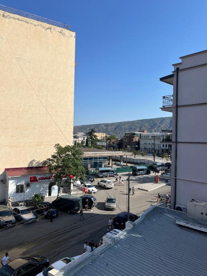 Hotel New Royal Тбилиси Екстериор снимка