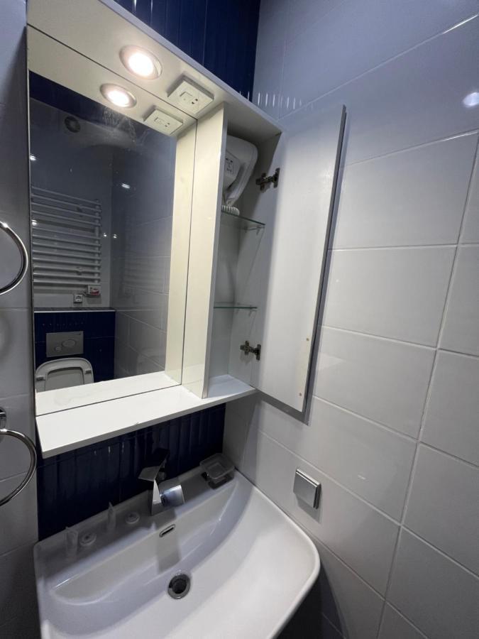 Hotel New Royal Тбилиси Екстериор снимка